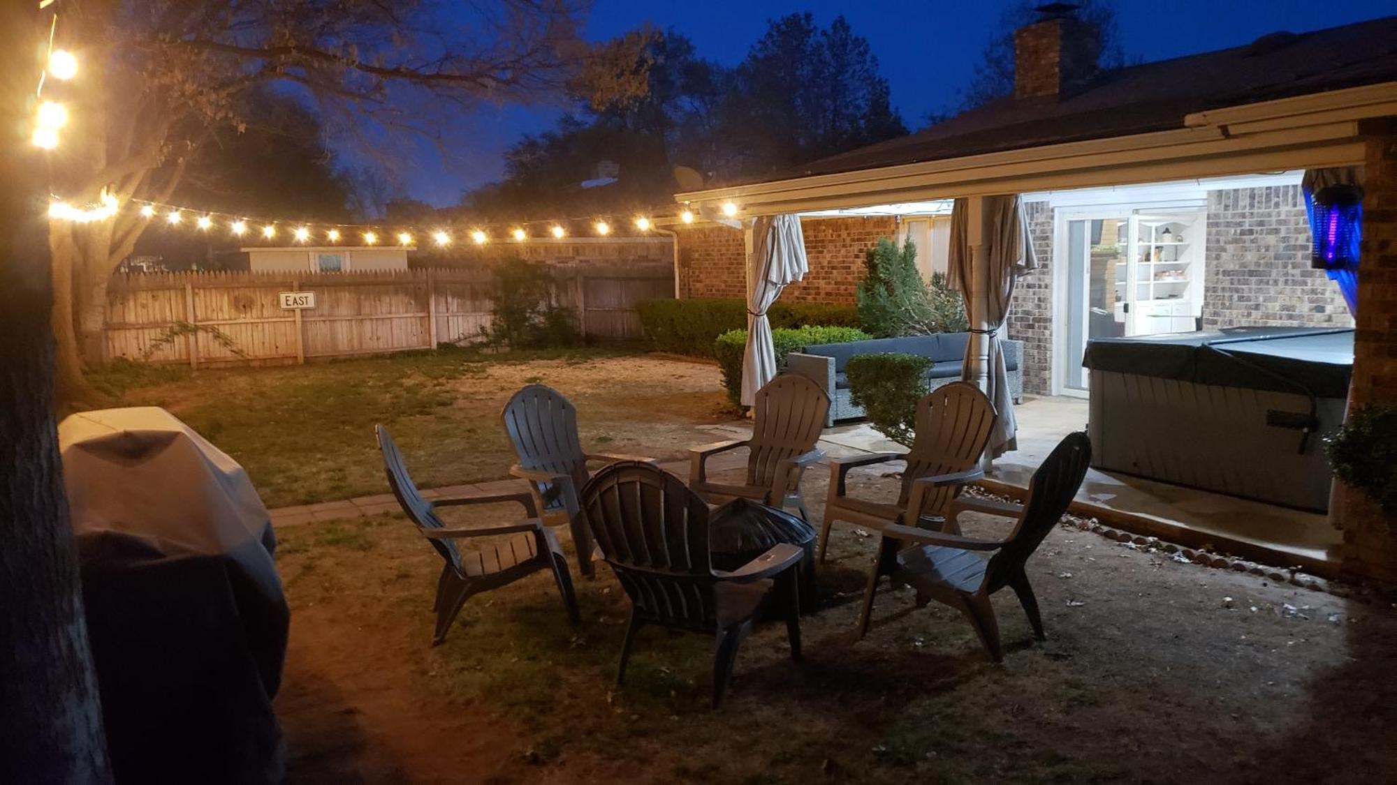 Hot Tub, Privacy, Sleeps 11 & Tons Of Space! Lubbock Exteriér fotografie